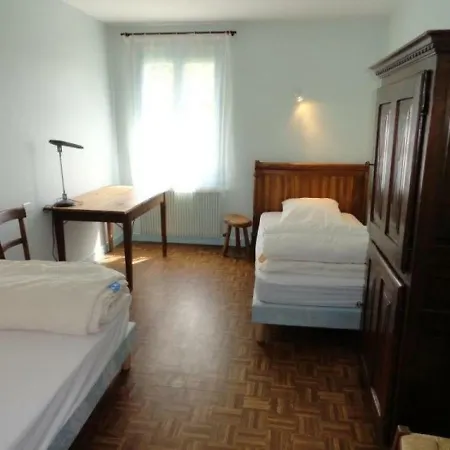 House Peyrebru Maison 4 *