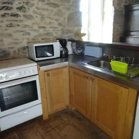 House Peyrebru Maison 4